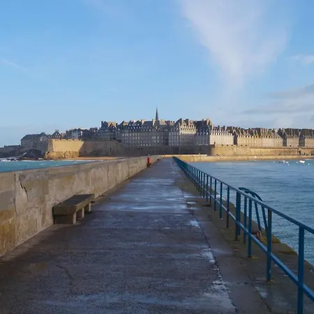 Appt Vue Mer, 20m Du Sillon, 300m D'intra Muros Saint-Malo